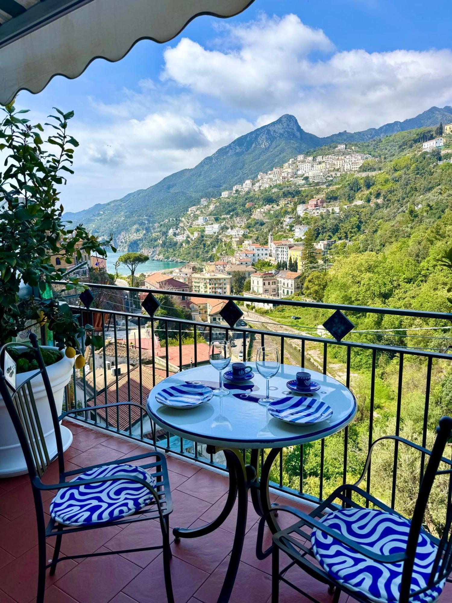 Panoramic Flat Amalfi Coast - Sea View 1 Lejlighed Vietri Eksteriør billede